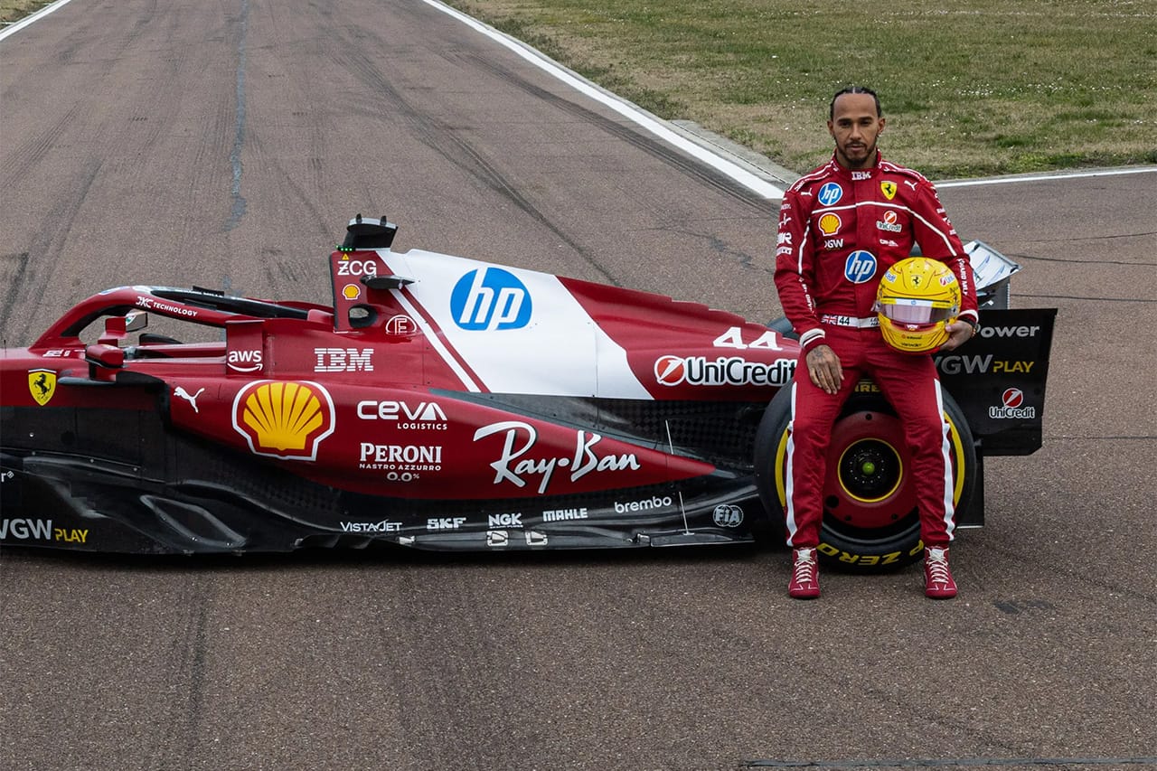 アウディF1のスポンサー フェラーリとHPのリバリーを酷評「赤に青は合わない」