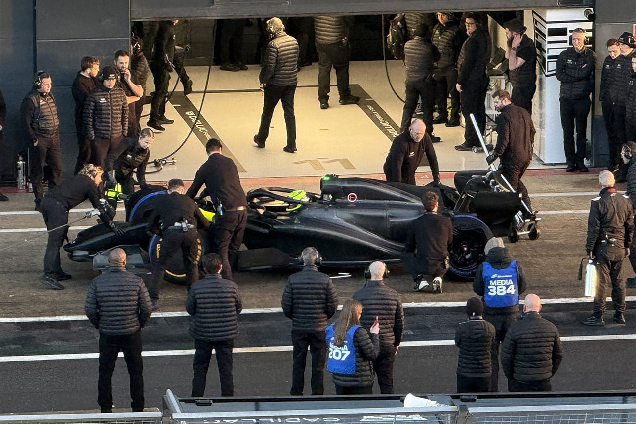 キャデラックF1、2026年F1マシンで初走行 セルジオ・ペレスが歴史的ラップ