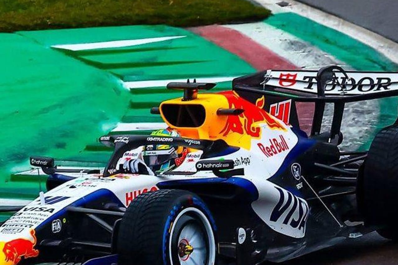 レーシングブルズF1、シェイクダウンで判明した「巨大エアボックス」の狙い