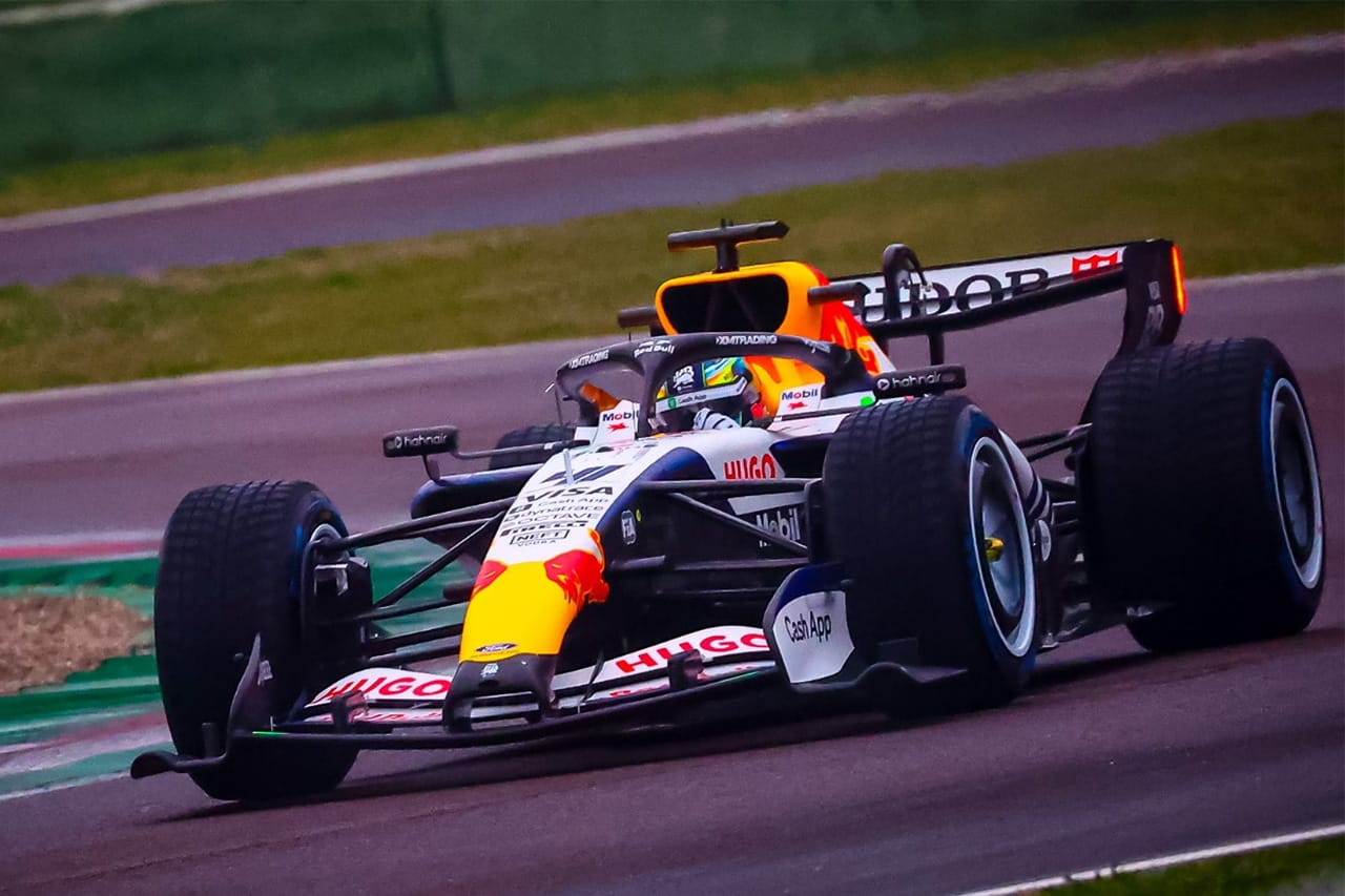 レーシングブルズ / ビザ・キャッシュアップ・RB・フォーミュラワン・チーム