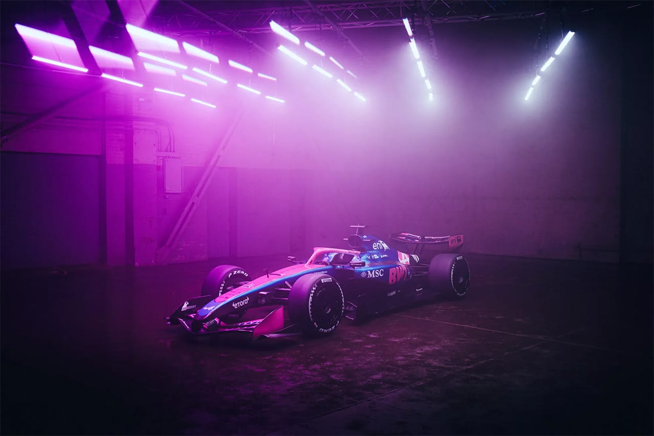 アルピーヌF1、雨回避で進化版A526をバルセロナテスト初日から投入へ