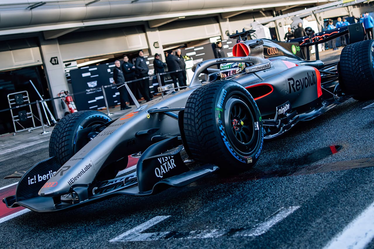 2026年F1テスト開幕午前は赤旗続出 レッドブルが序盤の最速