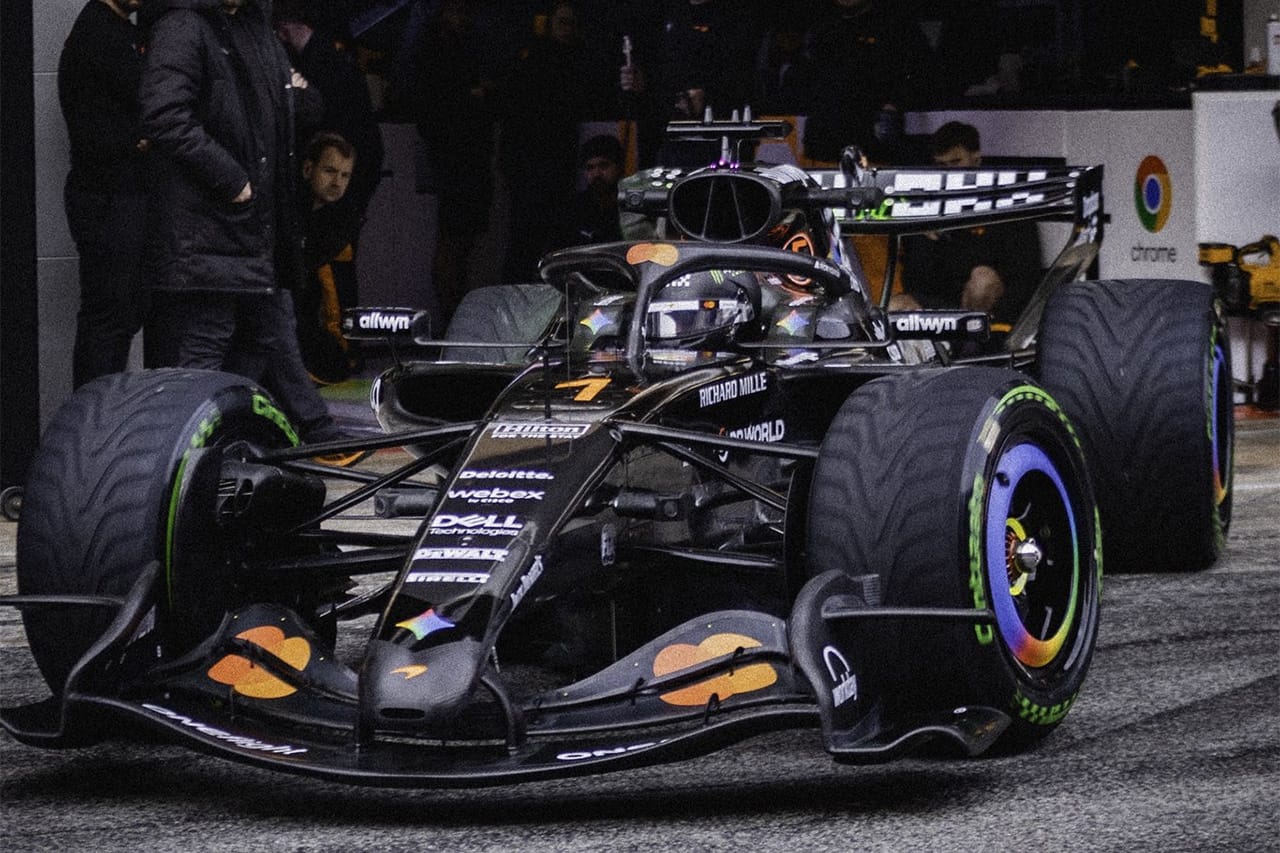 F1バルセロナ3日目午前：カーナンバー「1」のノリス初走行と赤旗続出の朝