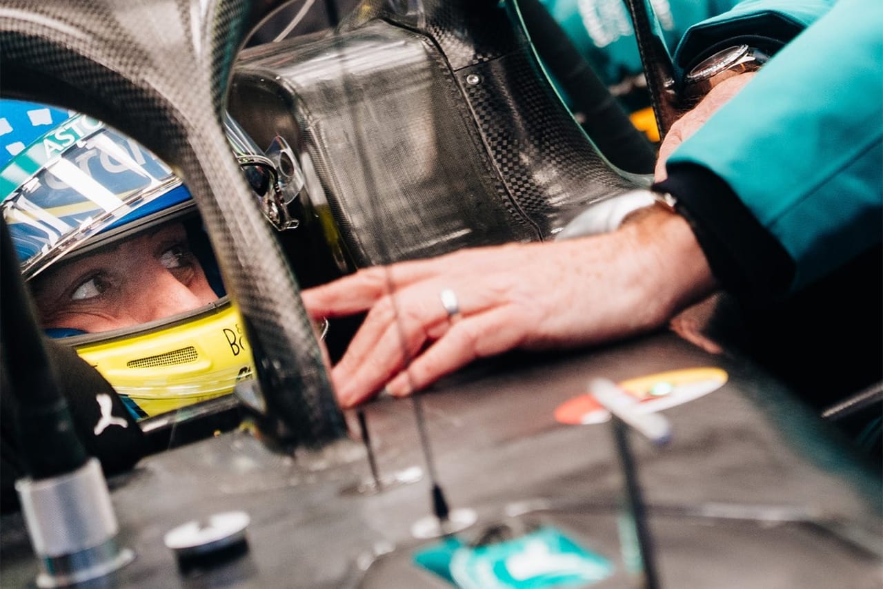 フェルナンド・アロンソ、アストンマーティン・ホンダF1初走行「反応は良い」