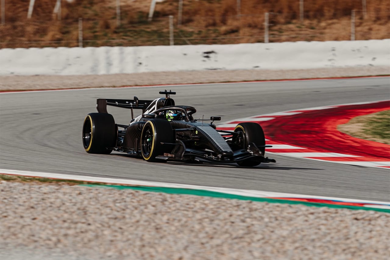 キャデラックF1、初年度に向け前進 バルセロナで164周を走破