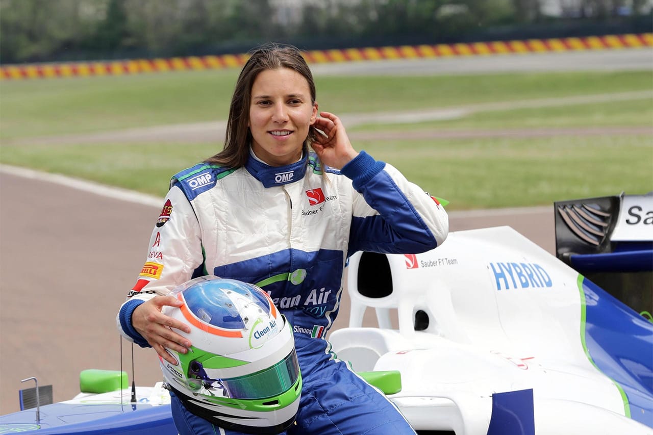 シモーナ・デ・シルベストロ