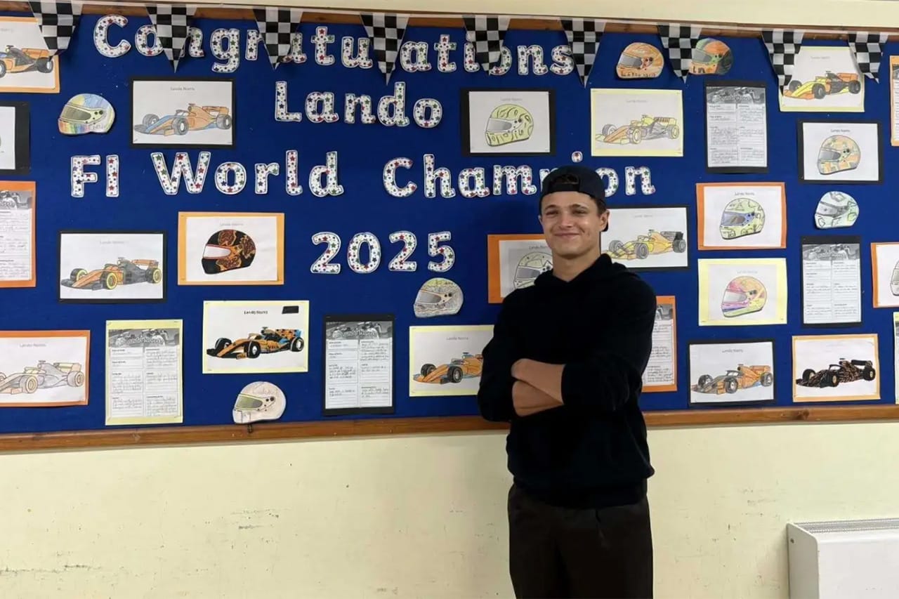 F1王者ランド・ノリス、母校をサプライズ訪問「何でも可能だ」と生徒を鼓舞