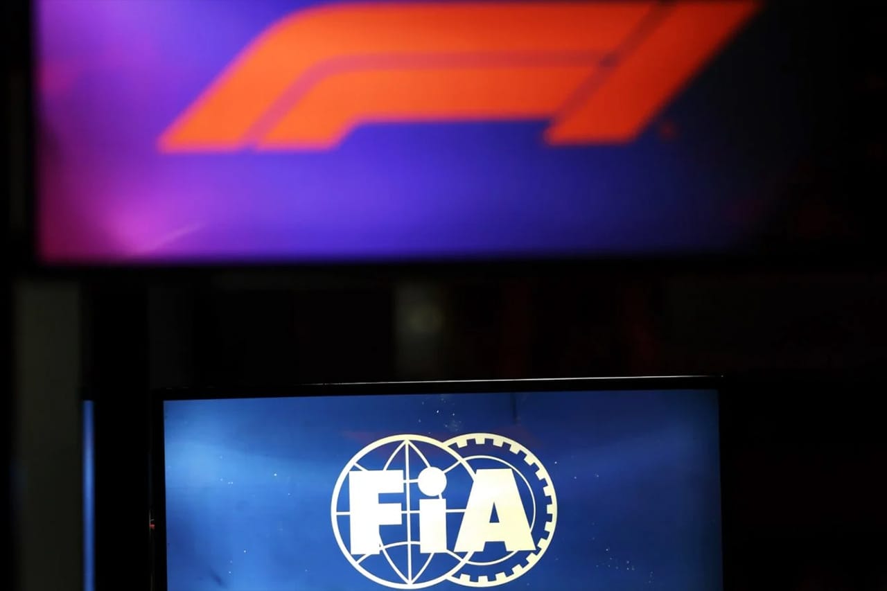 圧縮比 F1 エンジン 国際自動車連盟