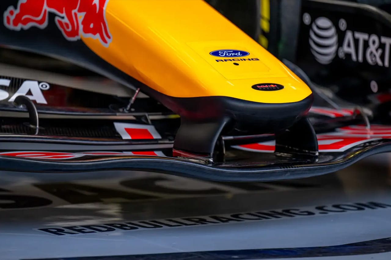 レッドブルF1 バーレーンでRB22改良型フロントウイングを検証