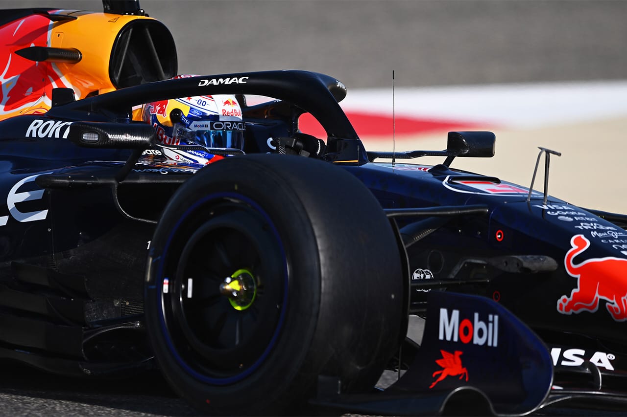 ジョージ・ラッセル レッドブルF1のエネルギー展開は「依然ベンチマーク」