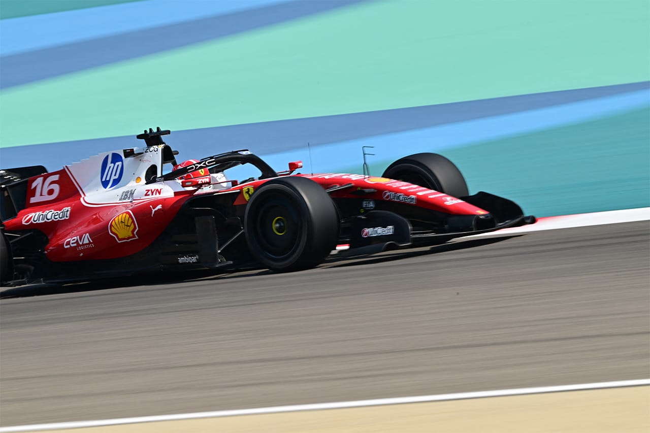 スクーデリア・フェラーリ アンドレア・キミ・アントネッリ