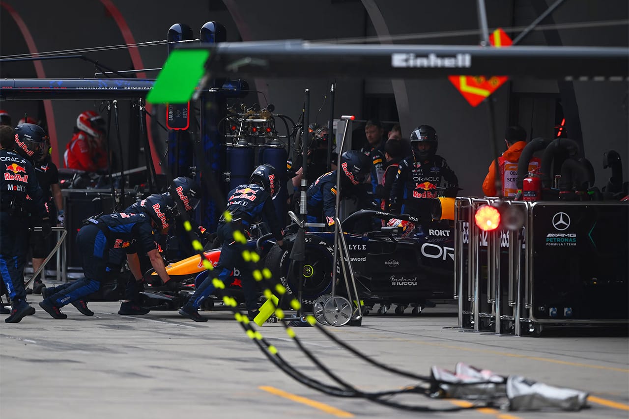 レッドブルF1 フェルスタッペンDNF ハジャー8位「課題抱える週末」