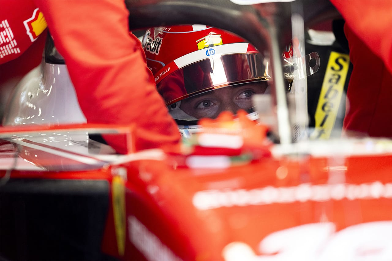 フェラーリF1代表 「新型マシンはルクレール向きではないが適応中」