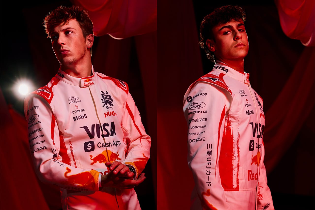 レーシングブルズ F1日本GP限定レーシングスーツ公開 赤白“チェリー仕様”