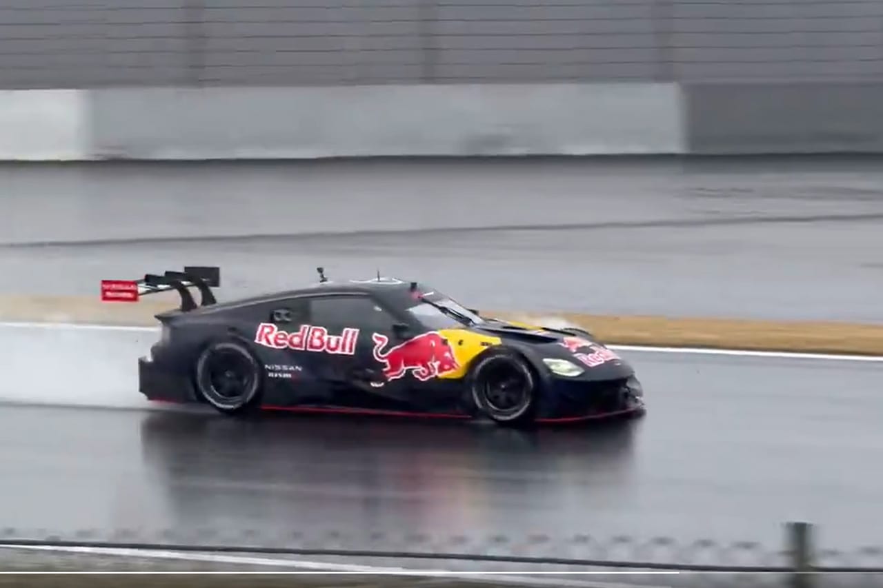 マックス・フェルスタッペン 富士でGT500走行 日産Z×レッドブル実現に騒然