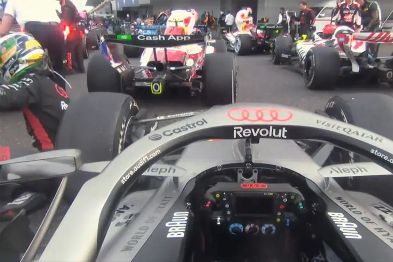 ガブリエル・ボルトレト F1日本GP後のピットで“珍事” メカニックと接触し転倒