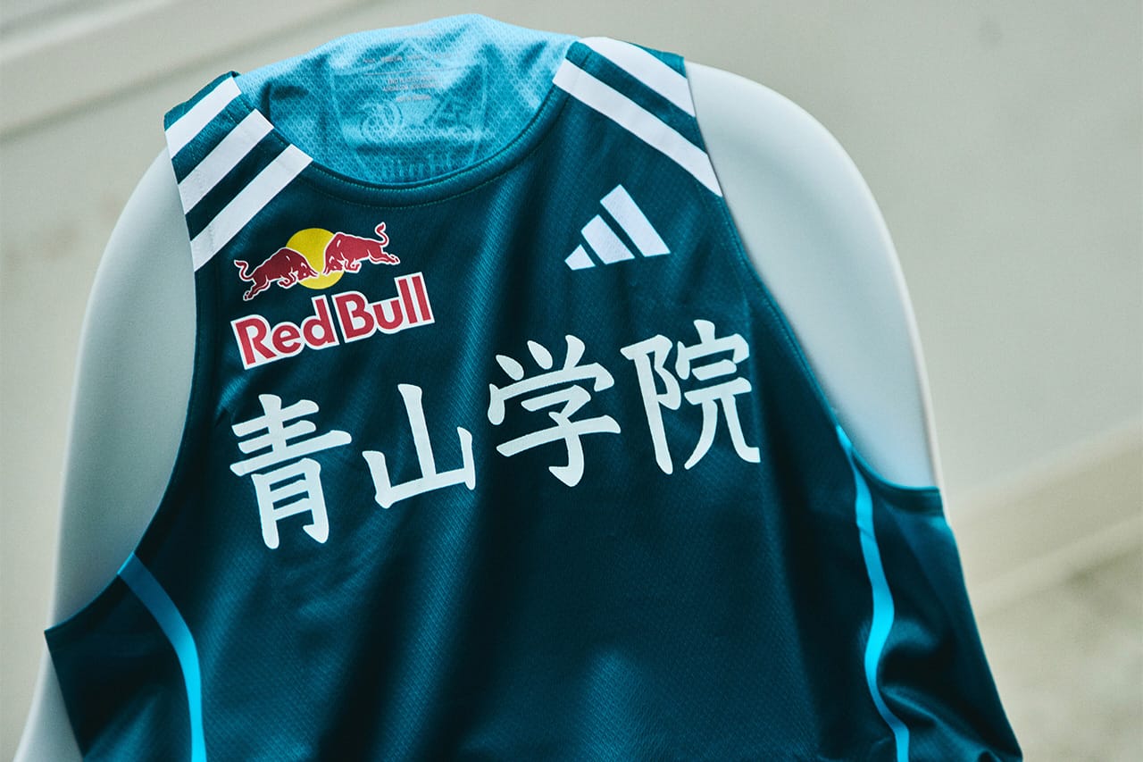 青学駅伝 レッドブル