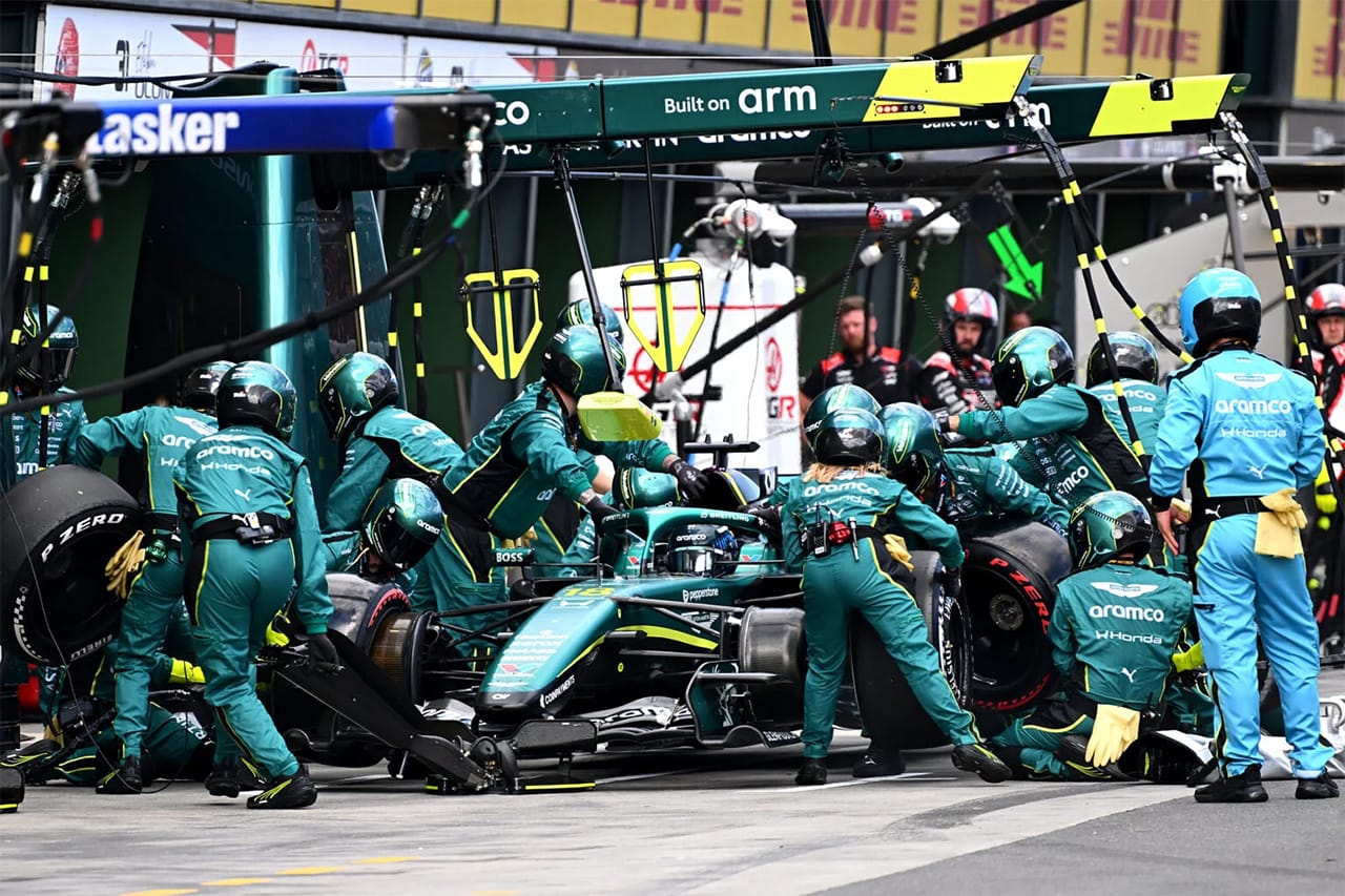 アストンマーティン・コグニザント・フォーミュラワンチーム ホンダF1
