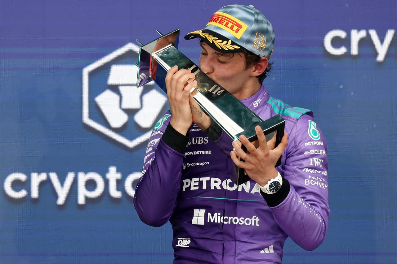 「ザナルディに捧ぐ」アントネッリがF1マイアミGP制覇！故障を乗り越え3連勝