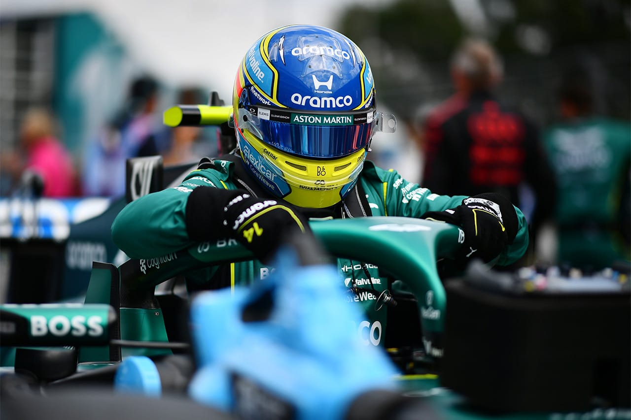 アロンソ アストンマーティンF1振動問題は「エンジンではなくタイヤだった」