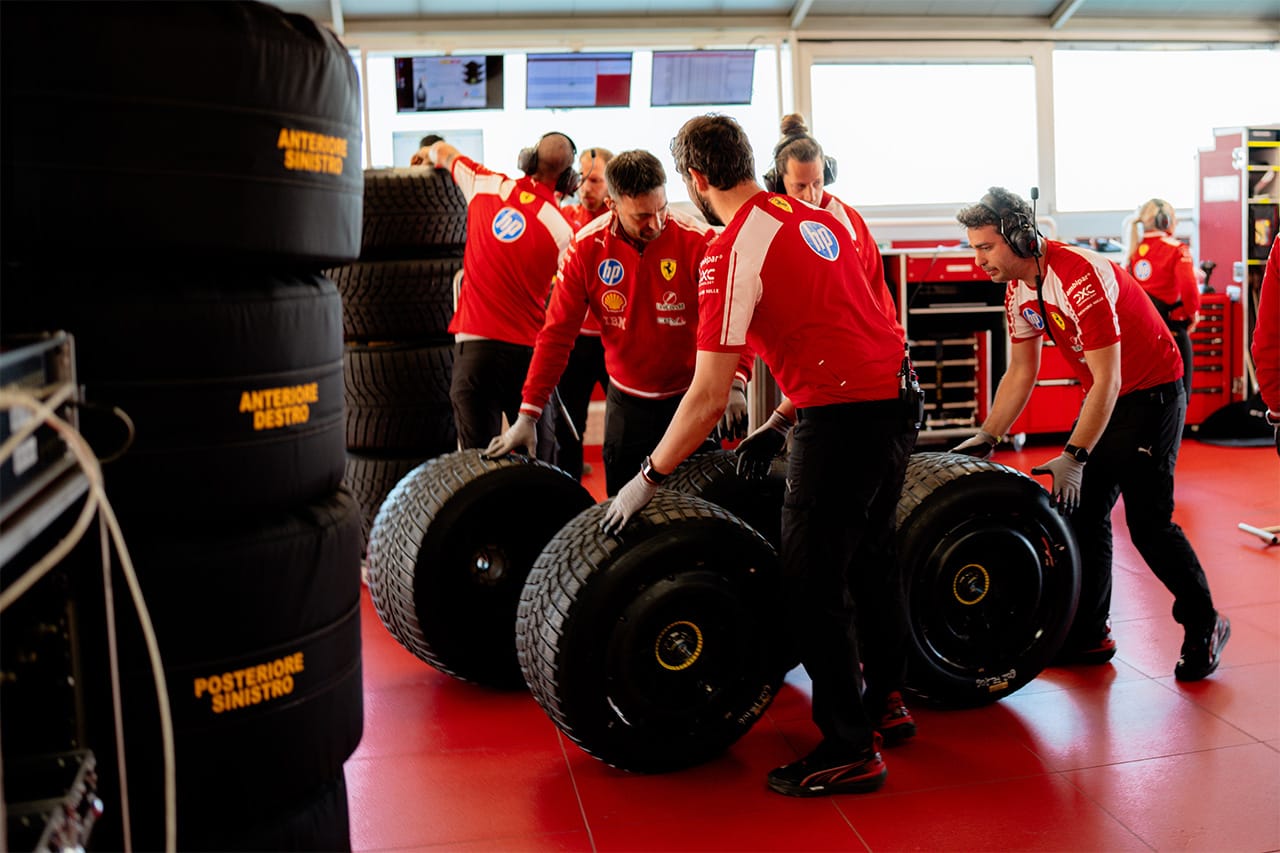 ピレリ F1タイヤ供給契約を2028年まで延長へ「市販タイヤ開発にも活用」
