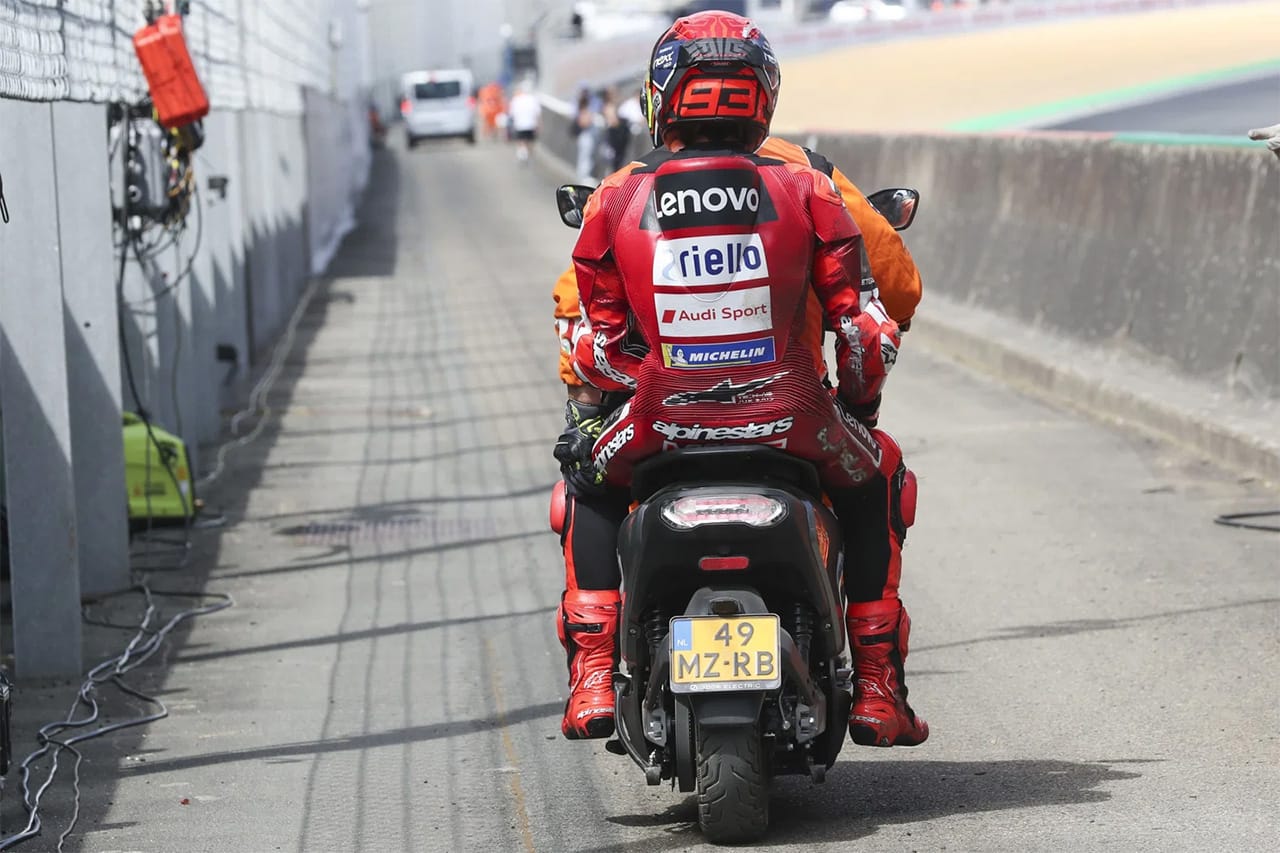 マルク・マルケス 右足骨折で2戦欠場へ MotoGP王座防衛に暗雲