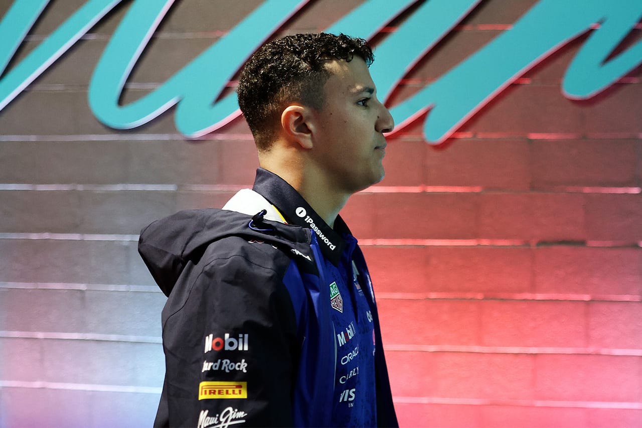 アイザック・ハジャー F1マイアミGPでの激昂にピケJr.「少し子供っぽい」