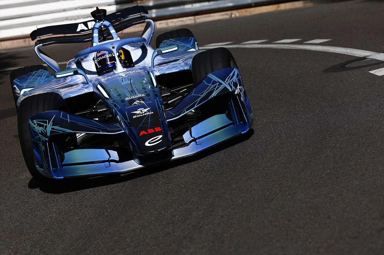元F1ドライバーのクルサード フォーミュラE Gen4に衝撃「人生で経験したことがない」