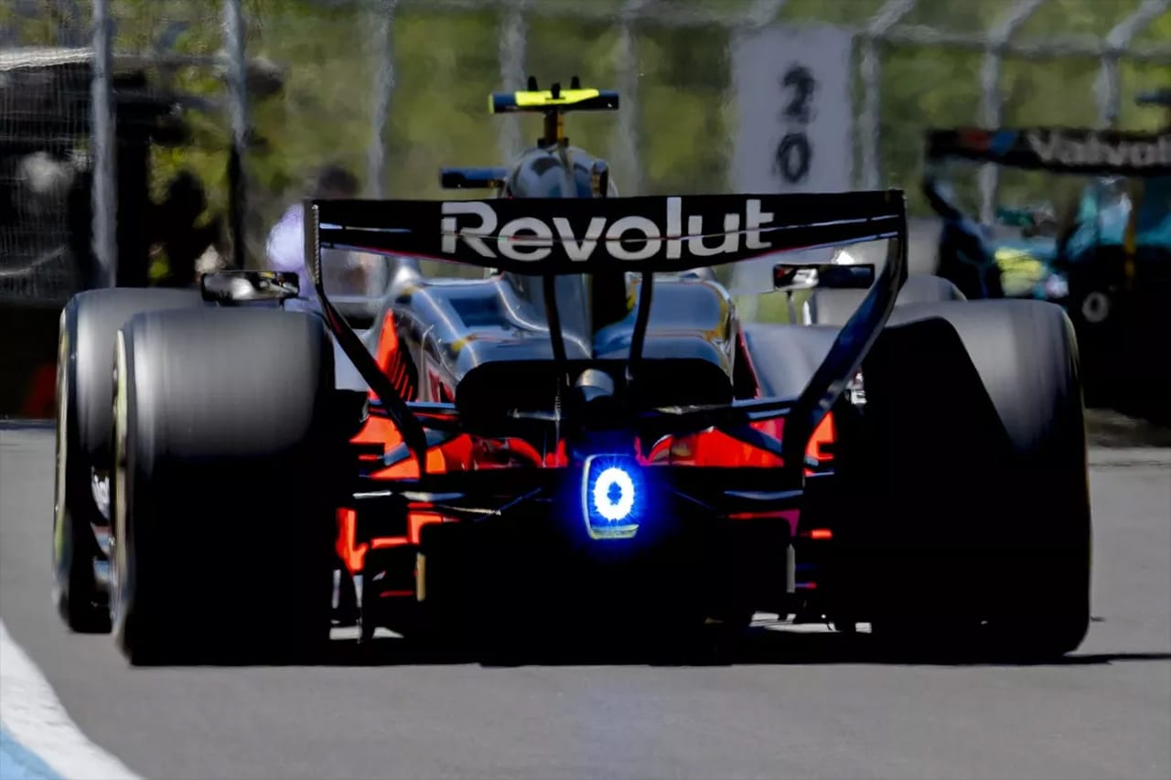 FIAがF1新LED表示をテスト MGU-Kの状態を青・紫・黄で可視化