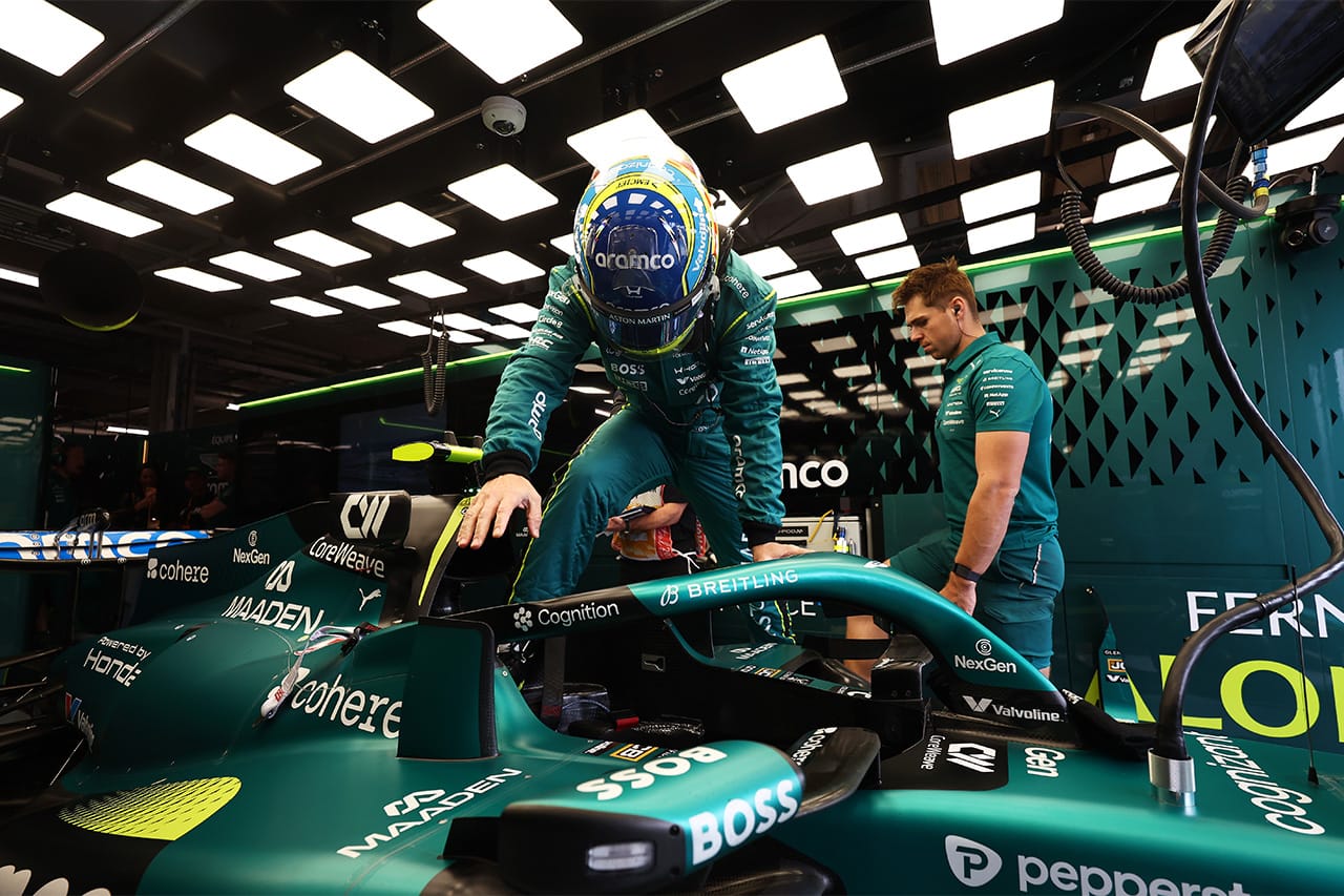 アストンマーティンF1 アロンソのシート問題を修正「快適性へ小さな前進」