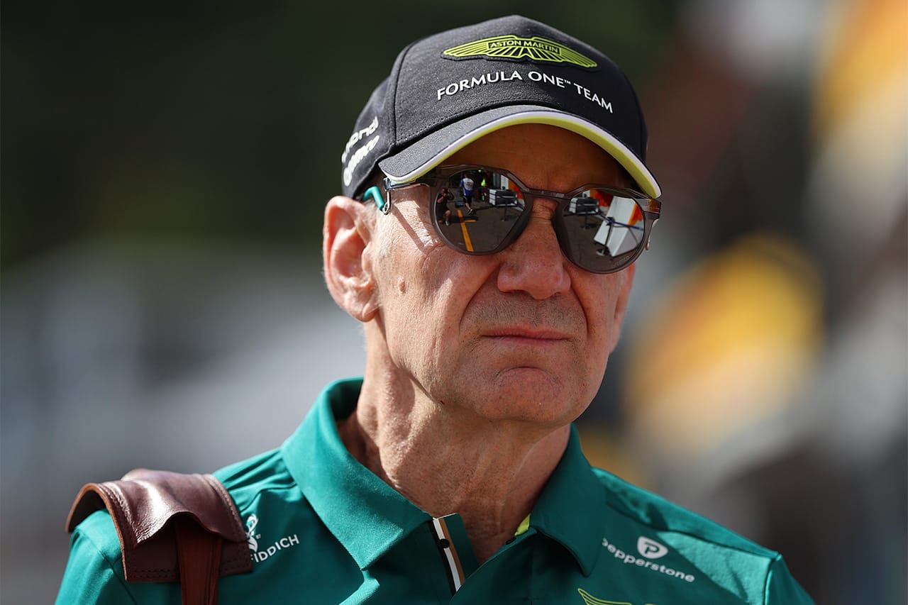 エイドリアン・ニューウェイが現場復帰のF1モナコGPでライバル車を徹底観察