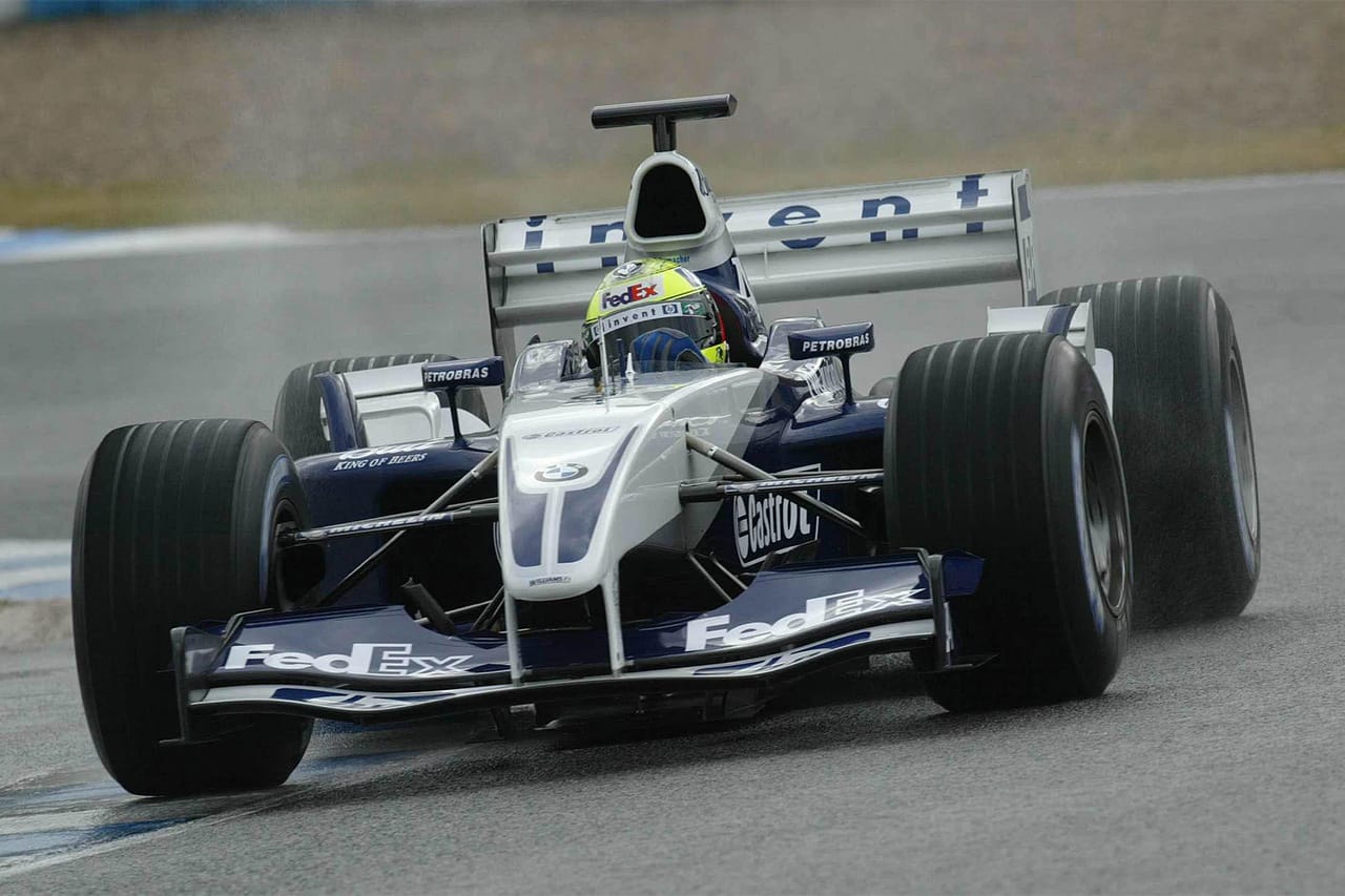ウィリアムズF1の名車FW25が復活 ボスGP参戦でV10サウンド再び