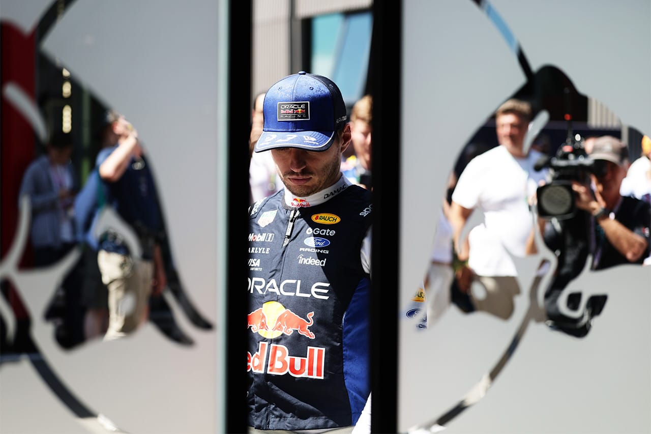 フェルスタッペン レッドブルF1残留明言せず 契約解除条項が再び焦点に