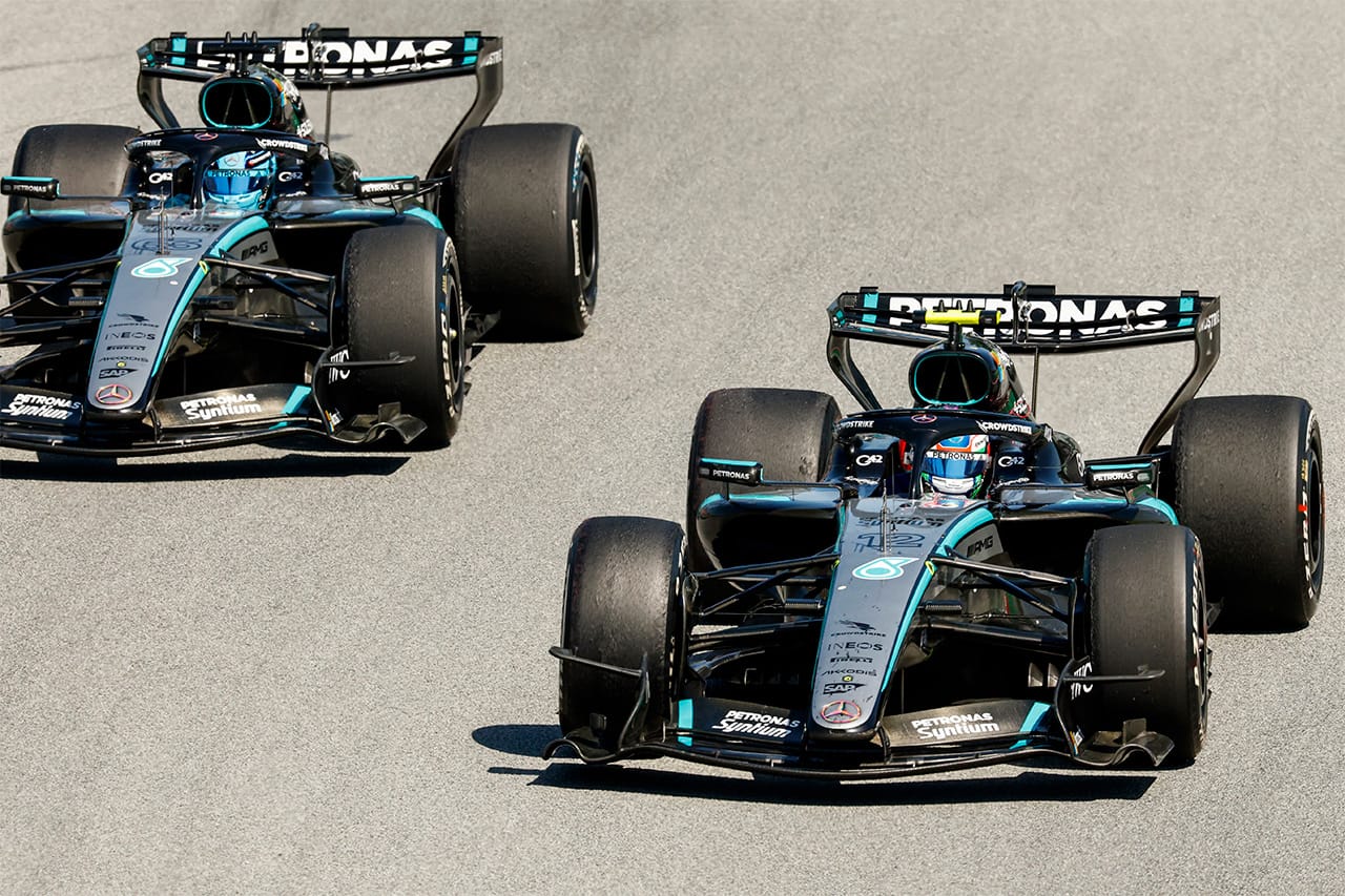 ニコ・ロズベルグがメルセデスF1を批判「ラッセルを守りすぎて勝利を逃した」