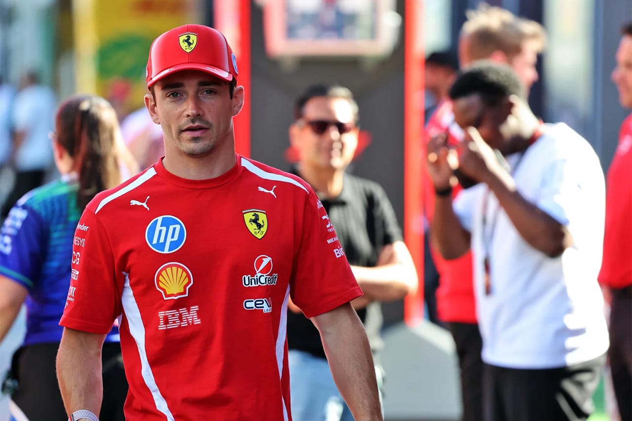ヴィルヌーヴがルクレールに苦言「ハミルトンはフェラーリF1を自分のものにした」