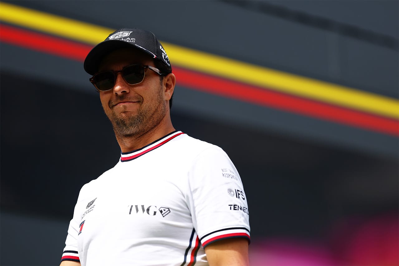アストンマーティンF1 アロンソ後任候補にペレス浮上 ニューウェイも高評価