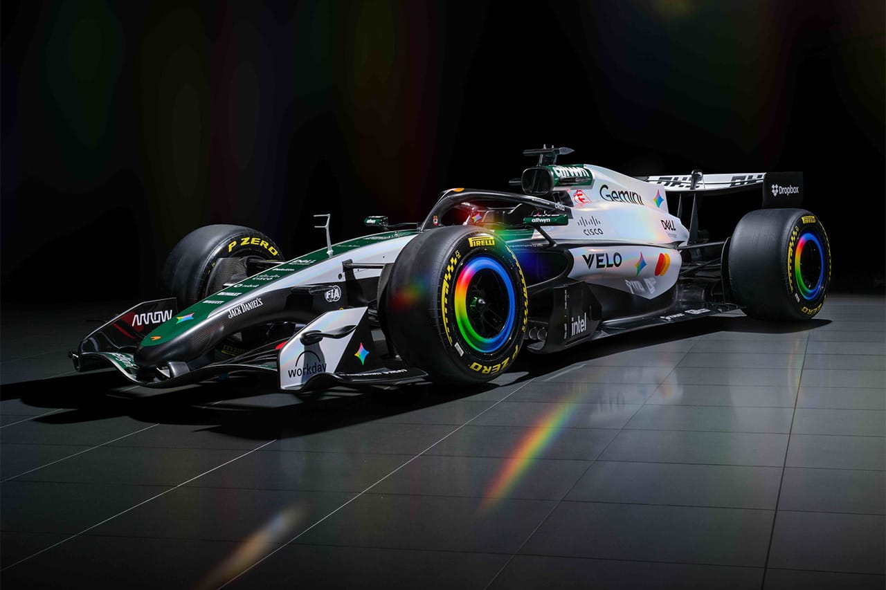 マクラーレンF1 イギリスGPに初代M2B風の特別カラーリングで参戦