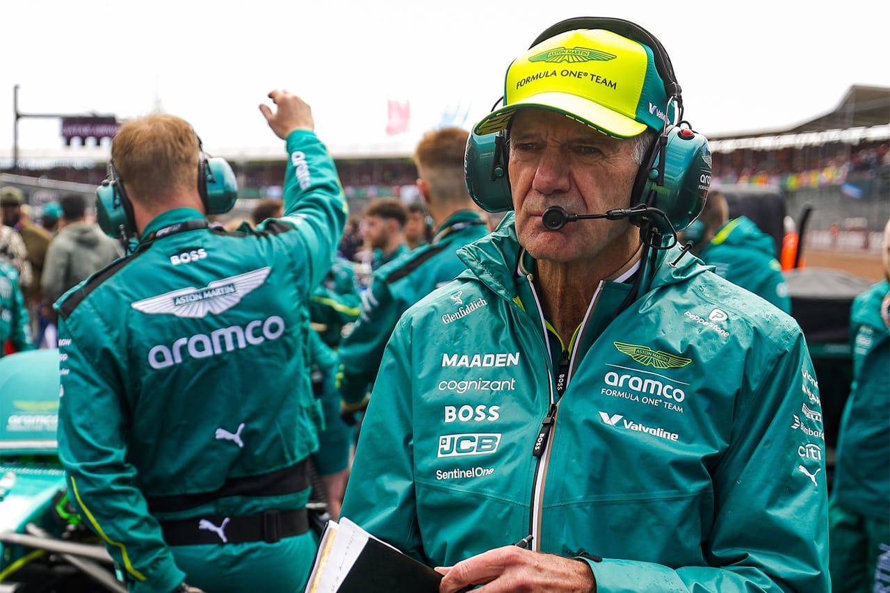 ニューウェイ アストンマーティンF1で反省「アロンソたちとの対話が足りなかった」