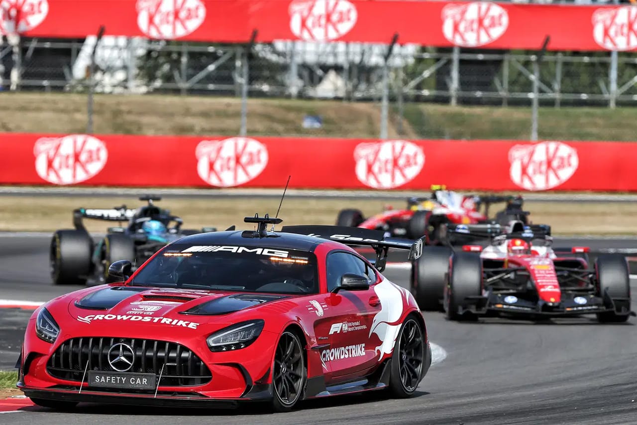 F1ドライバー イギリスGPのセーフティカー終了をFIAと協議へ
