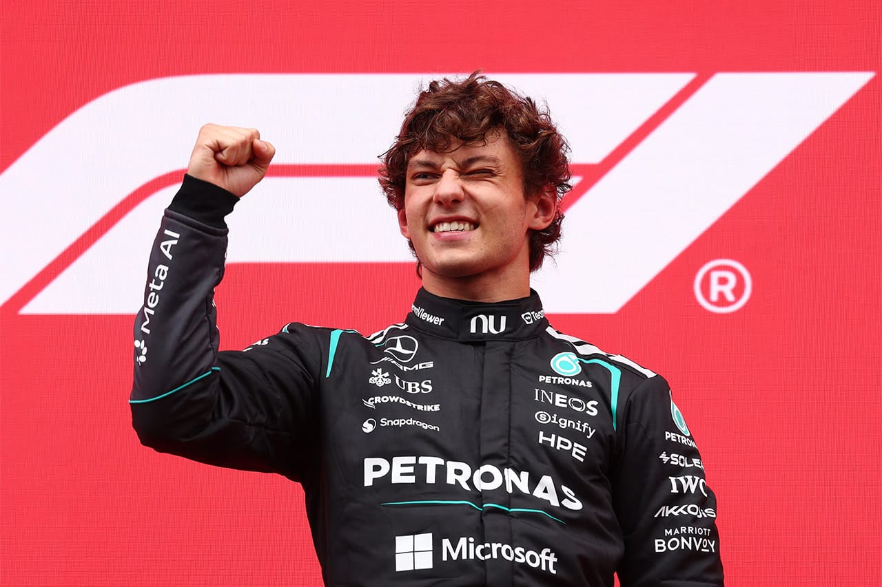 F1ベルギーGP 決勝展開:アントネッリが今季6勝目 ルクレールとの激闘を制す