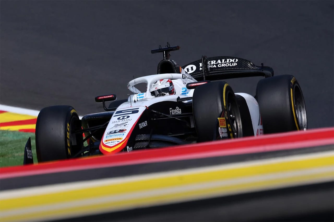 F2で異例の失格処分 ノエル・レオンがチームゲストの無線違反で制裁