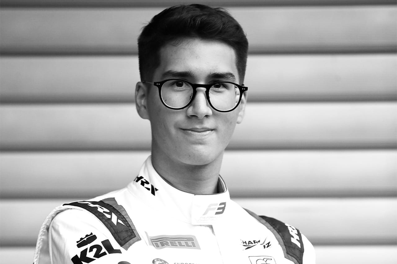 元FIA F3ドライバーのズデニェク・ホヴァネツが21歳で死去