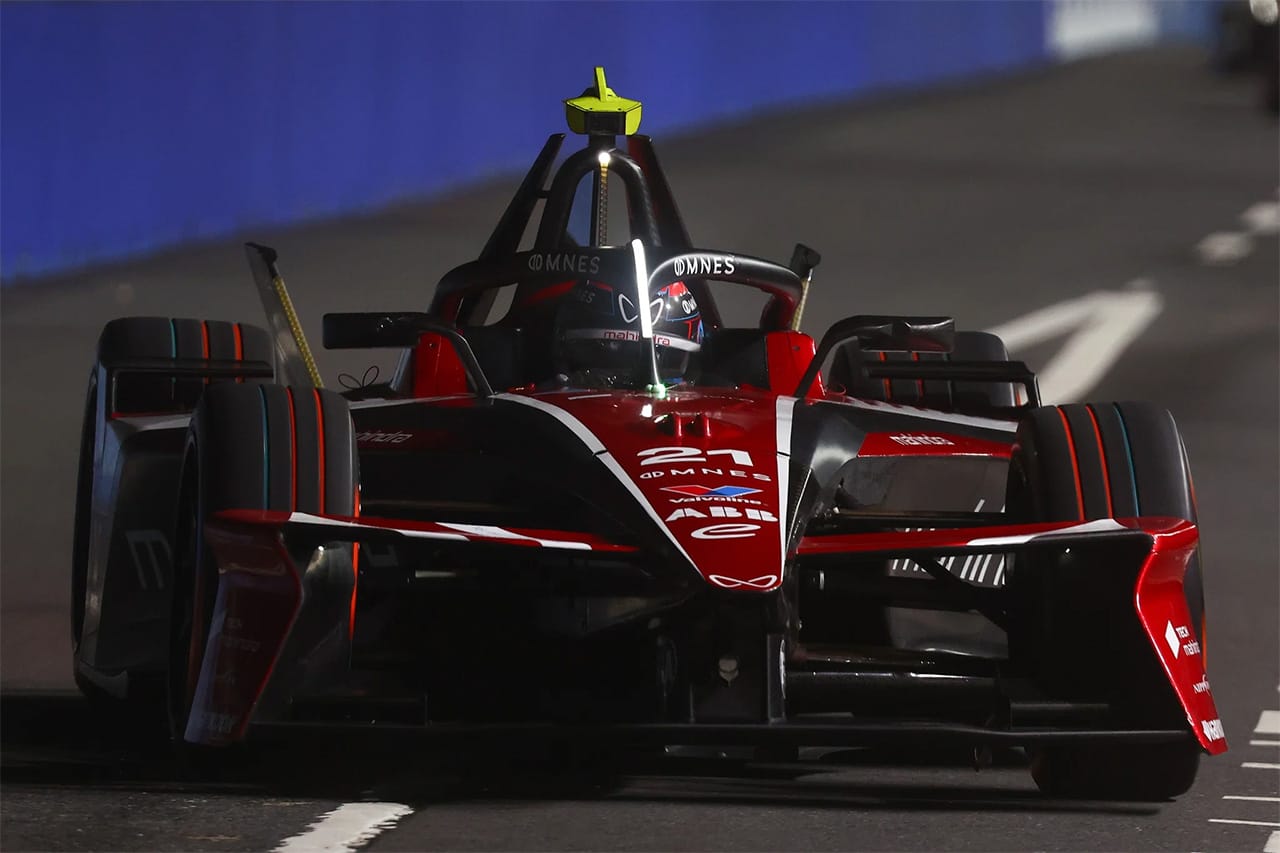 フォーミュラE：ニック・デ・フリースが今季2勝目 東京E-Prixは波乱の展開